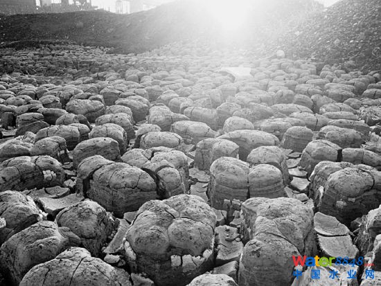 Dɽͬ_(d)úF(tun)޹˾SAȾĬF(xin)(chng)